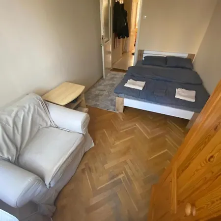 Oeguenc's Homestay szállás *